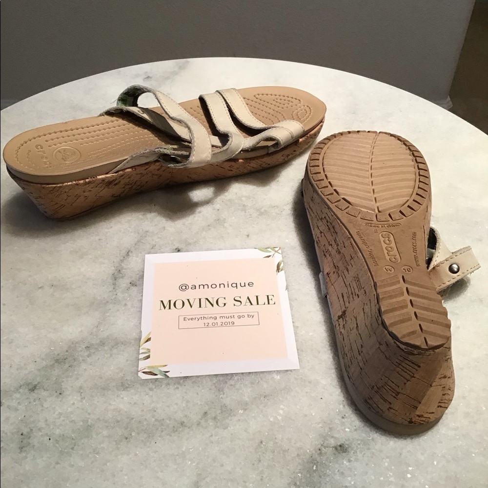 tan Crocs wedges